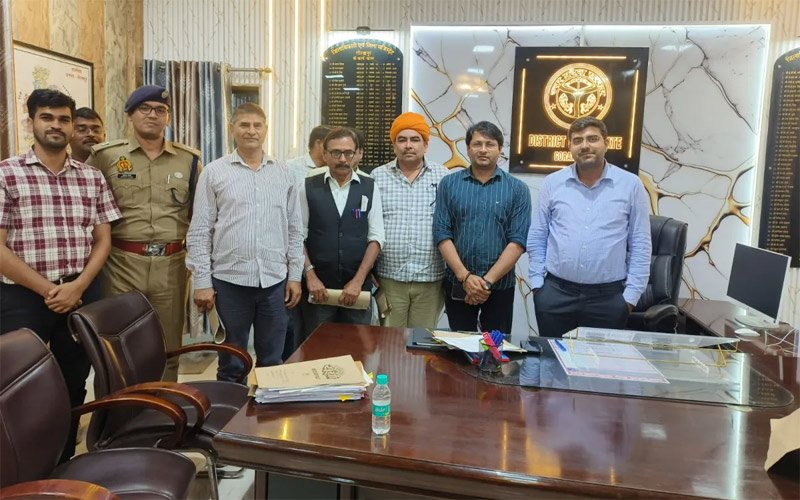 जिला स्तरीय स्थाई समिति की बैठक डीएम की अध्यक्षता में संपन्न